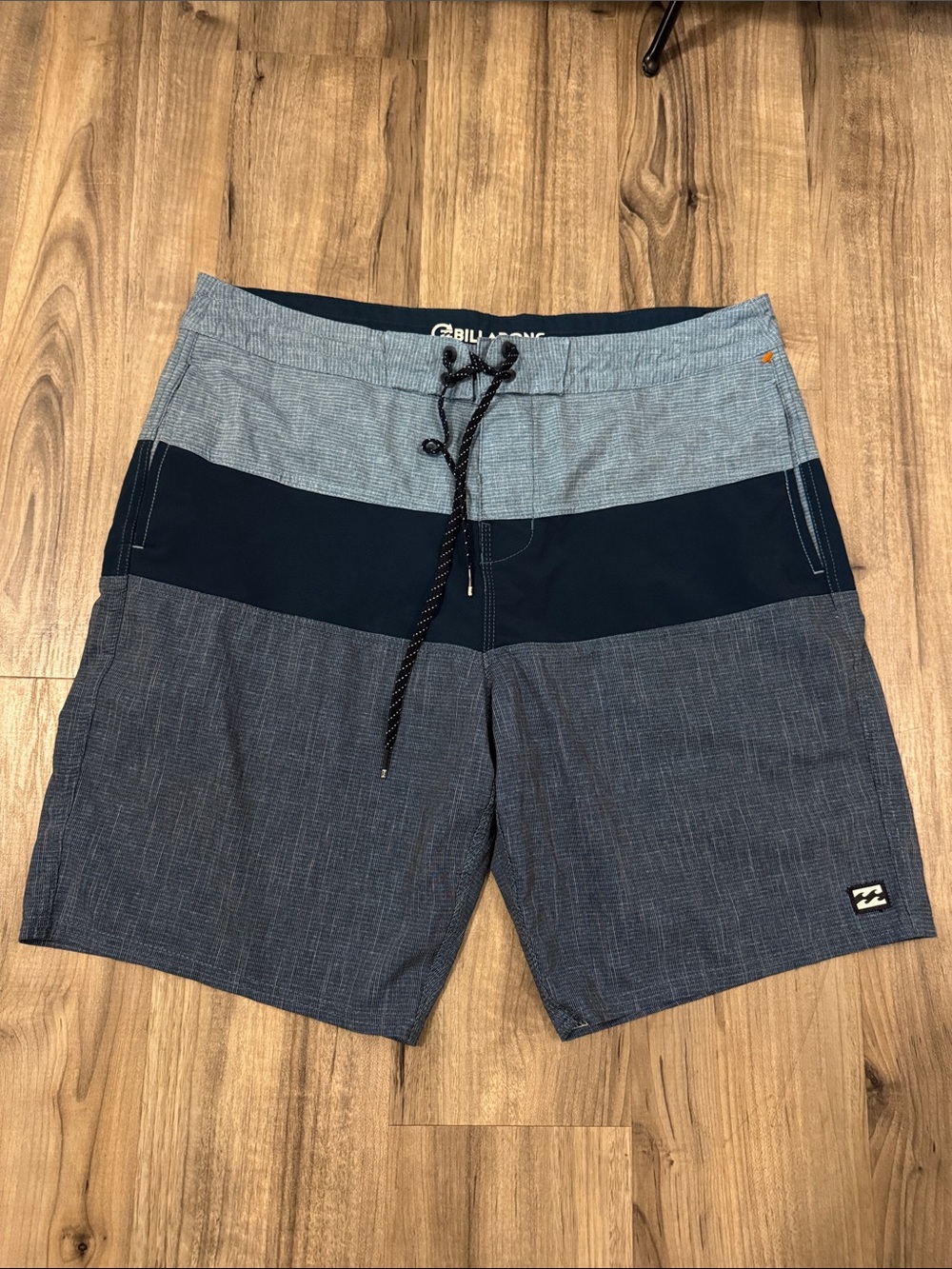 Billabong Men’s Navy and Light Blue Colorblock Boardshorts